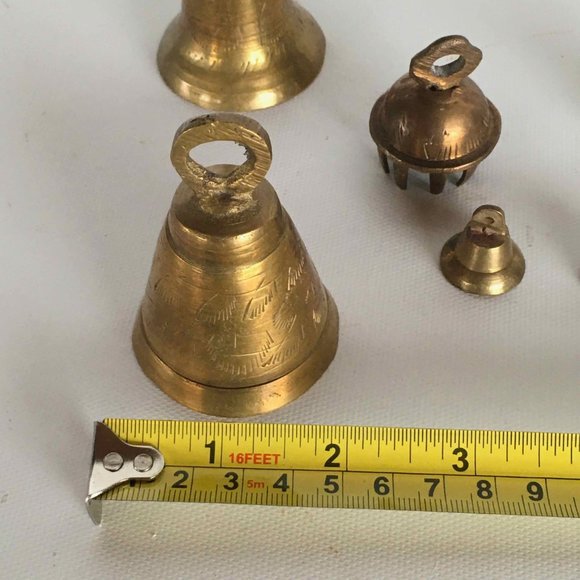 6 Vintage Brass Bells including 1 claw bell - Picture 4 of 5